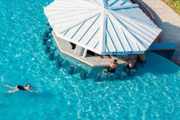 Morritt's Tortuga Club (East End)